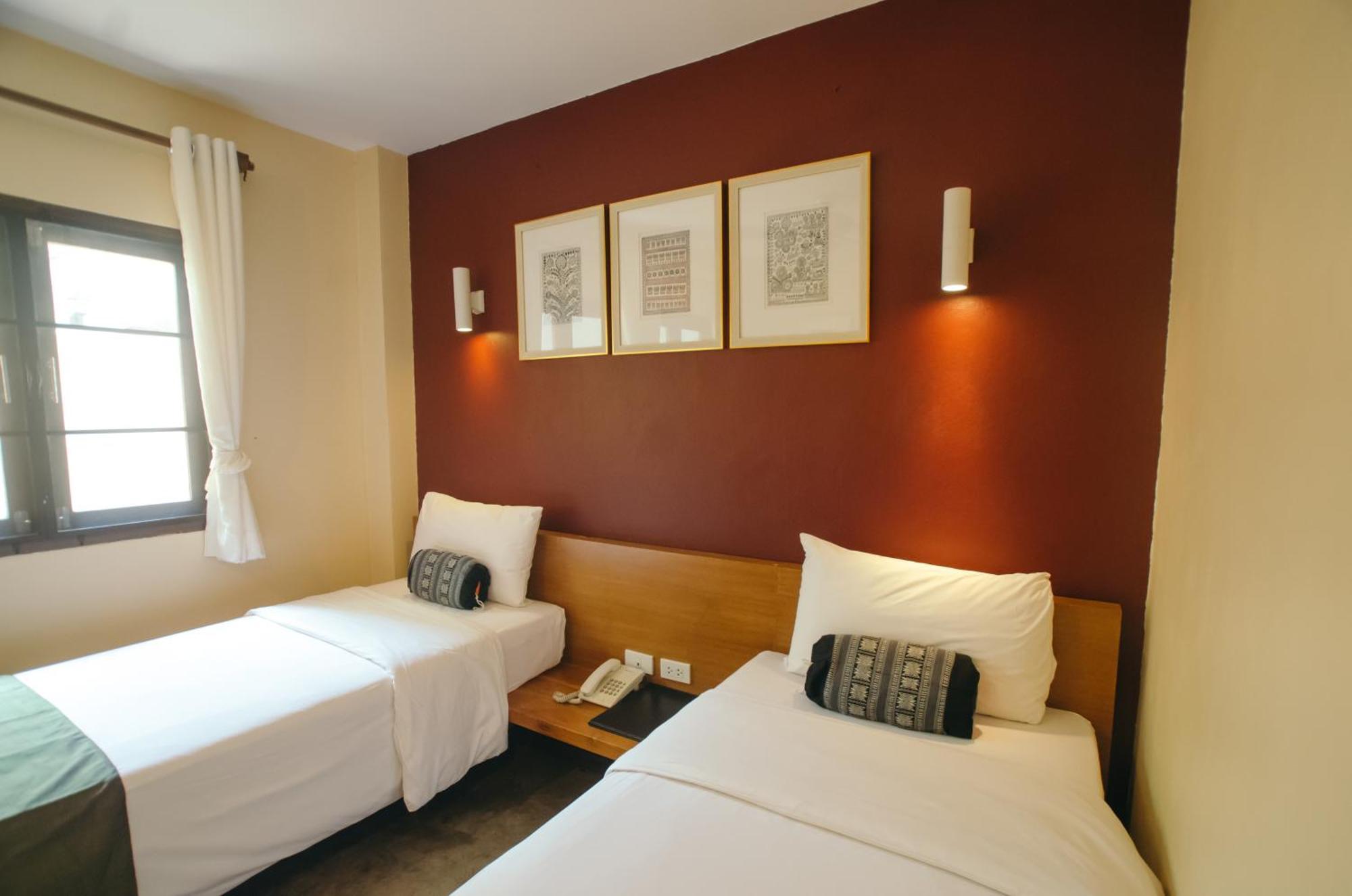 Lilu Pai Hotel Bagian luar foto