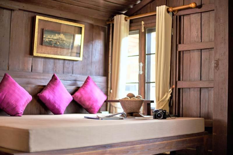 Lilu Pai Hotel Bagian luar foto