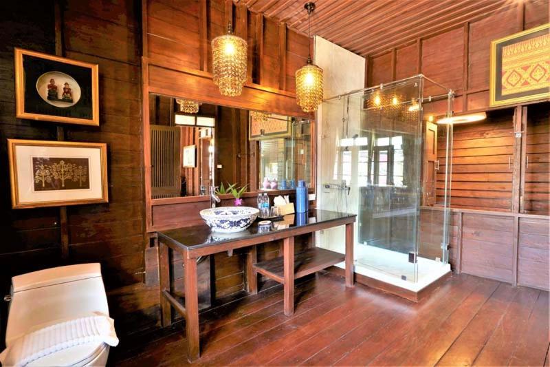 Lilu Pai Hotel Bagian luar foto