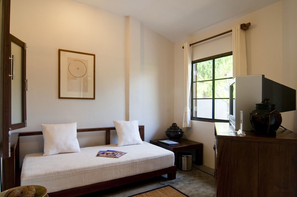 Lilu Pai Hotel Bagian luar foto