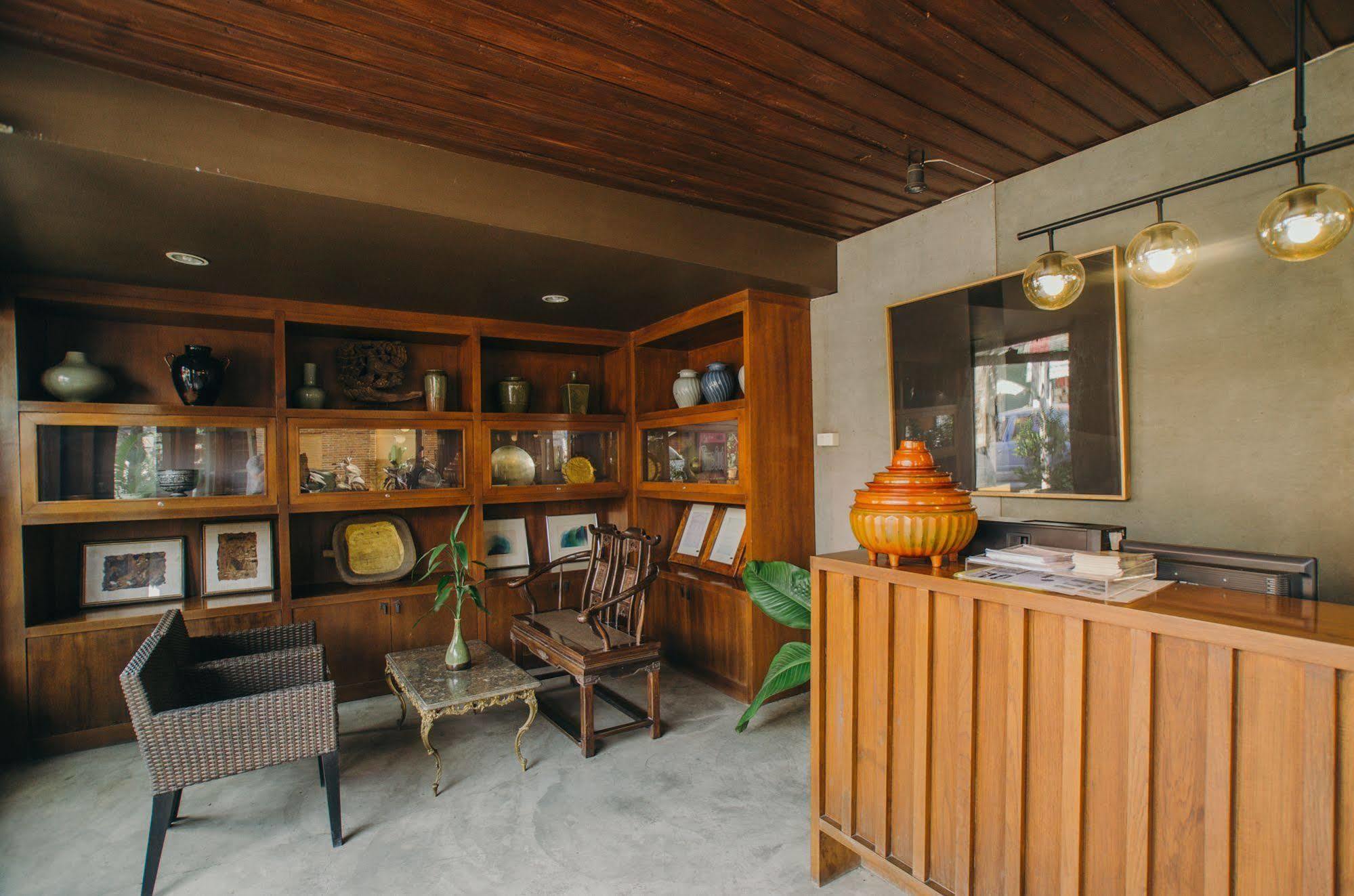 Lilu Pai Hotel Bagian luar foto