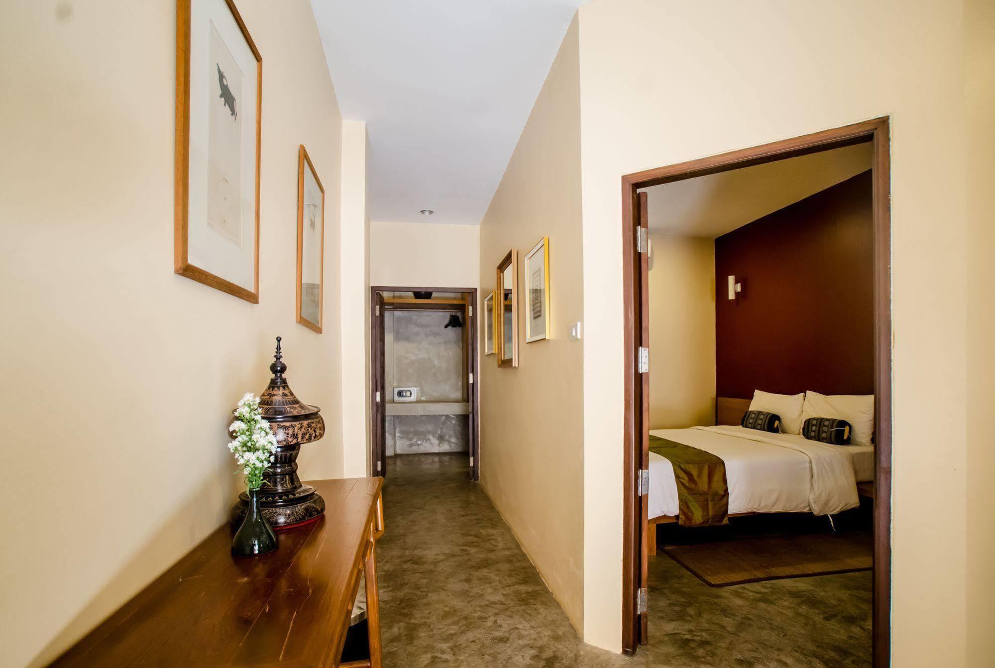 Lilu Pai Hotel Bagian luar foto