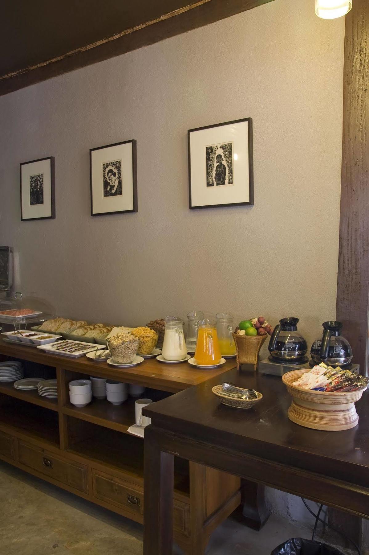 Lilu Pai Hotel Bagian luar foto