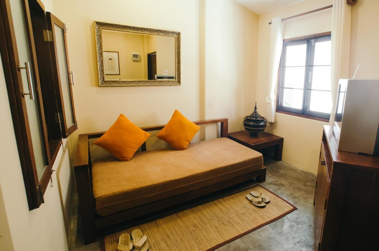 Lilu Pai Hotel Bagian luar foto